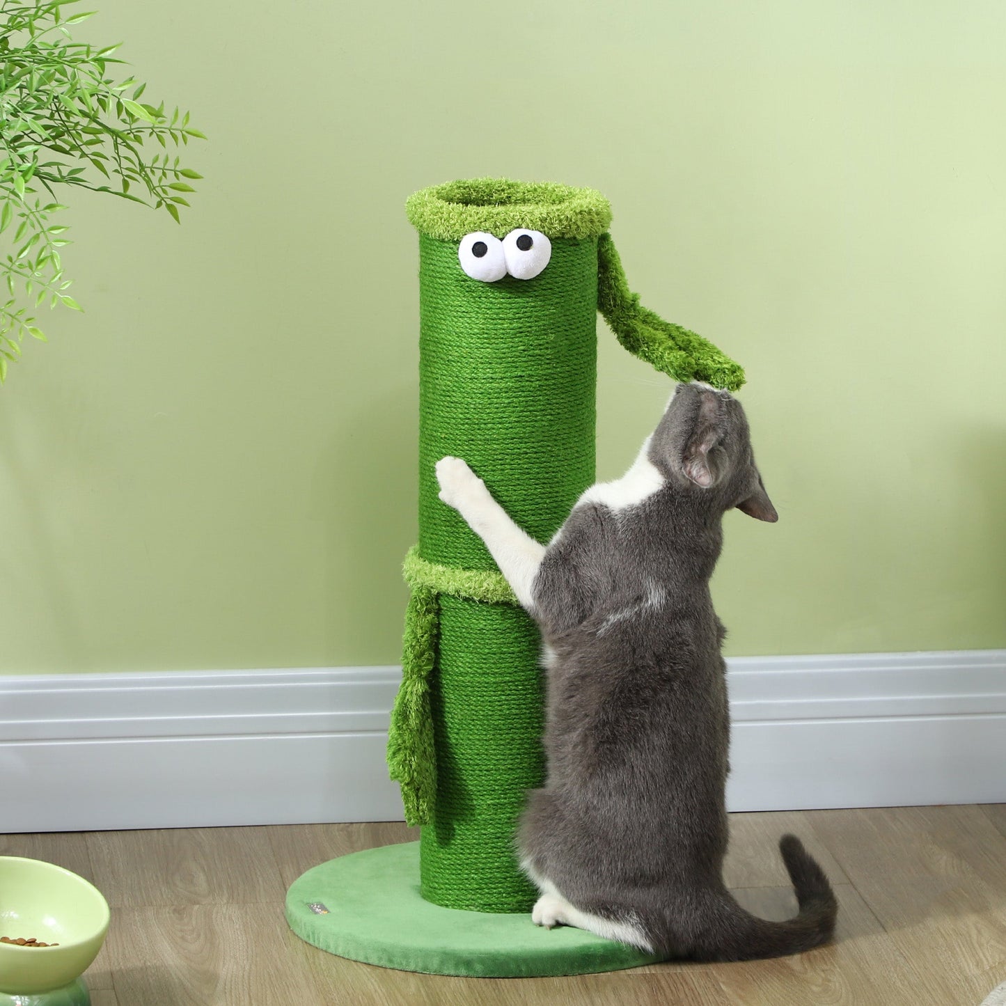 Cat Scratching Post for Indoor Cats, 63cm Tall Cat Scratcher Post with Sisal Rope Cover, Large Base, Green