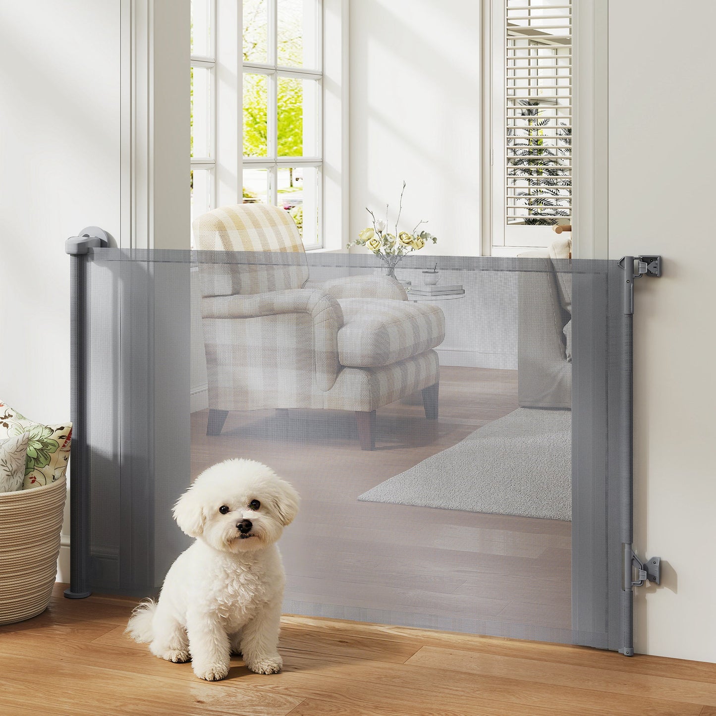 Retractable Stair Gate for Dogs, Pet Gate, Extends to 140 cm Wide & 93 cm Tall, One Handed Operation, for Stairs, Hallways, Doorways, Indoor and Outdoor, Grey