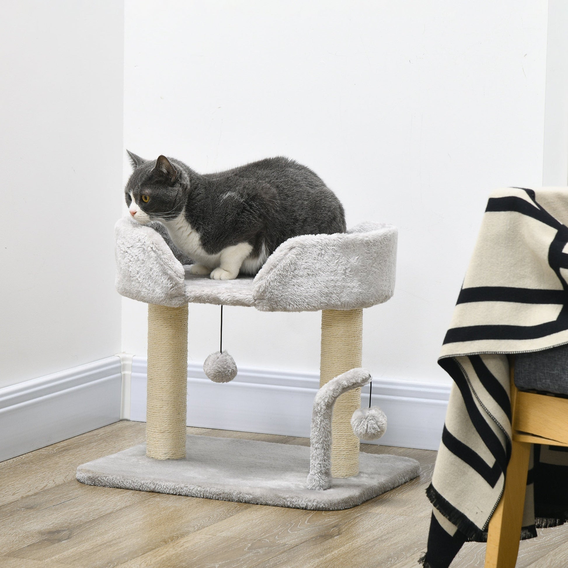 Cat Scratching Post Cat Tree Tower With Bed for Indoor Cats Scratcher Toy Balls 48 x 38 x 42cm - Light Grey