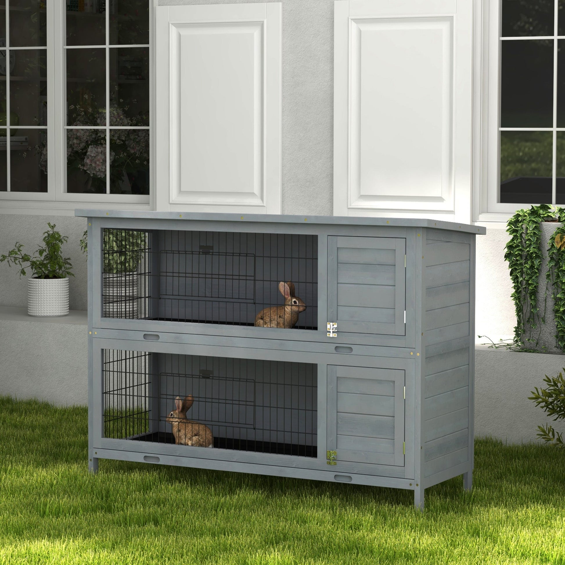 Rabbit Hutch Outdoor Guinea Pig Hutch Bunny Cage with No-Leak Trays, Divider, 136 x 50 x 93cm, Grey