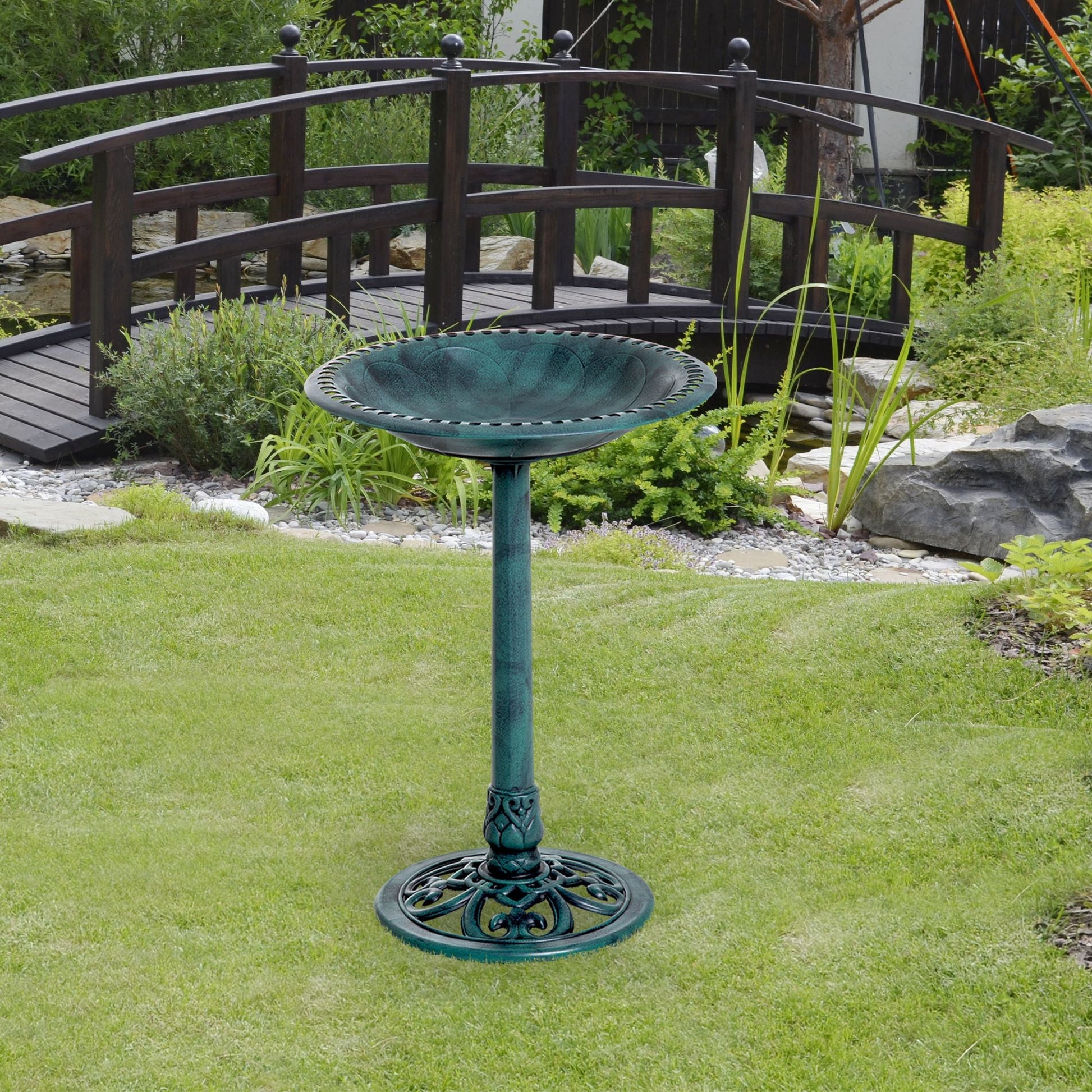 50cm Bird Bath for Garden, Outdoor Birdbath Stand, Decorative Bird Drinking Stand with Scallop-like Pattern, Time-Worn Finish, Green