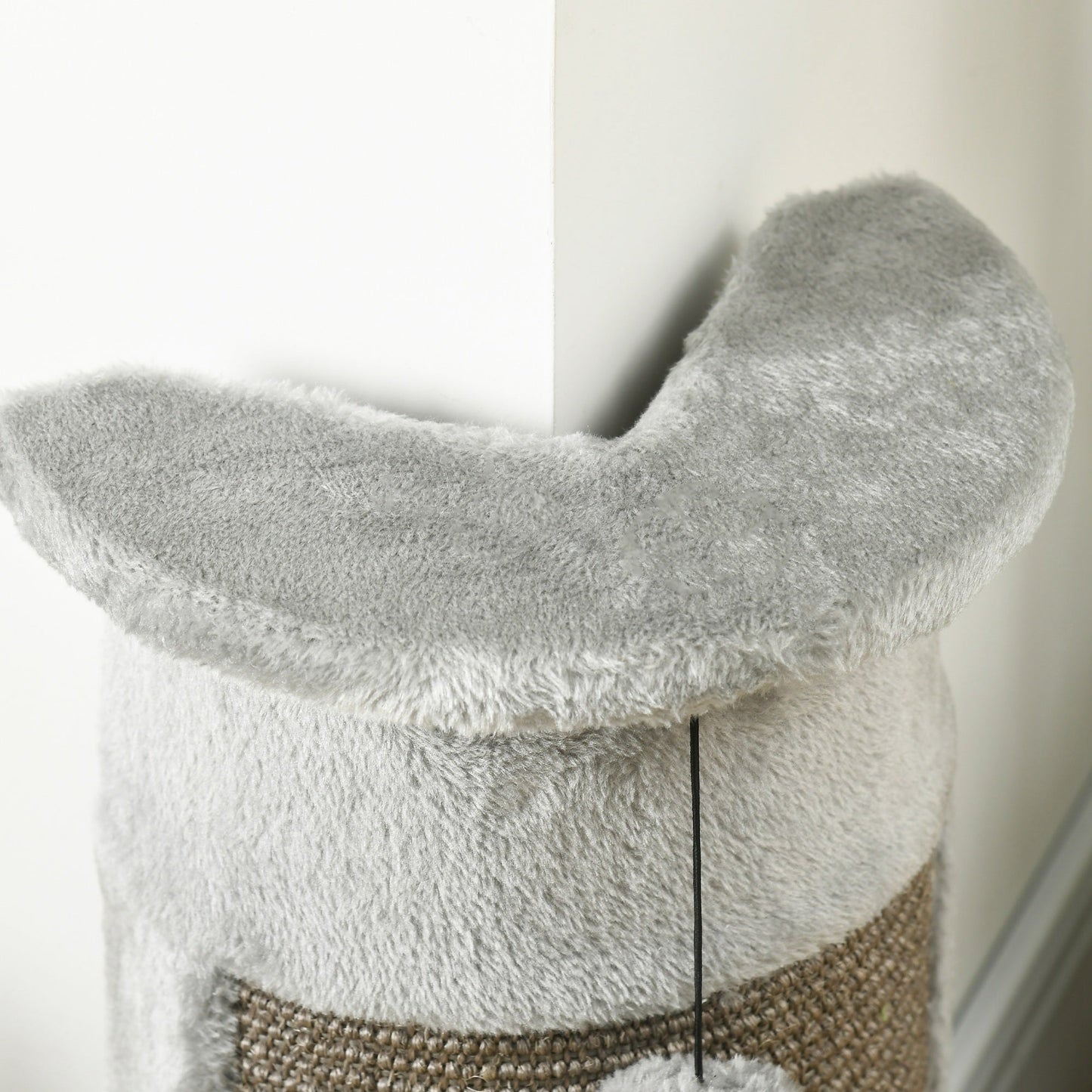 58cm Cat Scratching Post for Corner Wall, Claw Scratcher, with Smooth Plush, Sisal Rope, Toy Balls, Stable Base - Grey