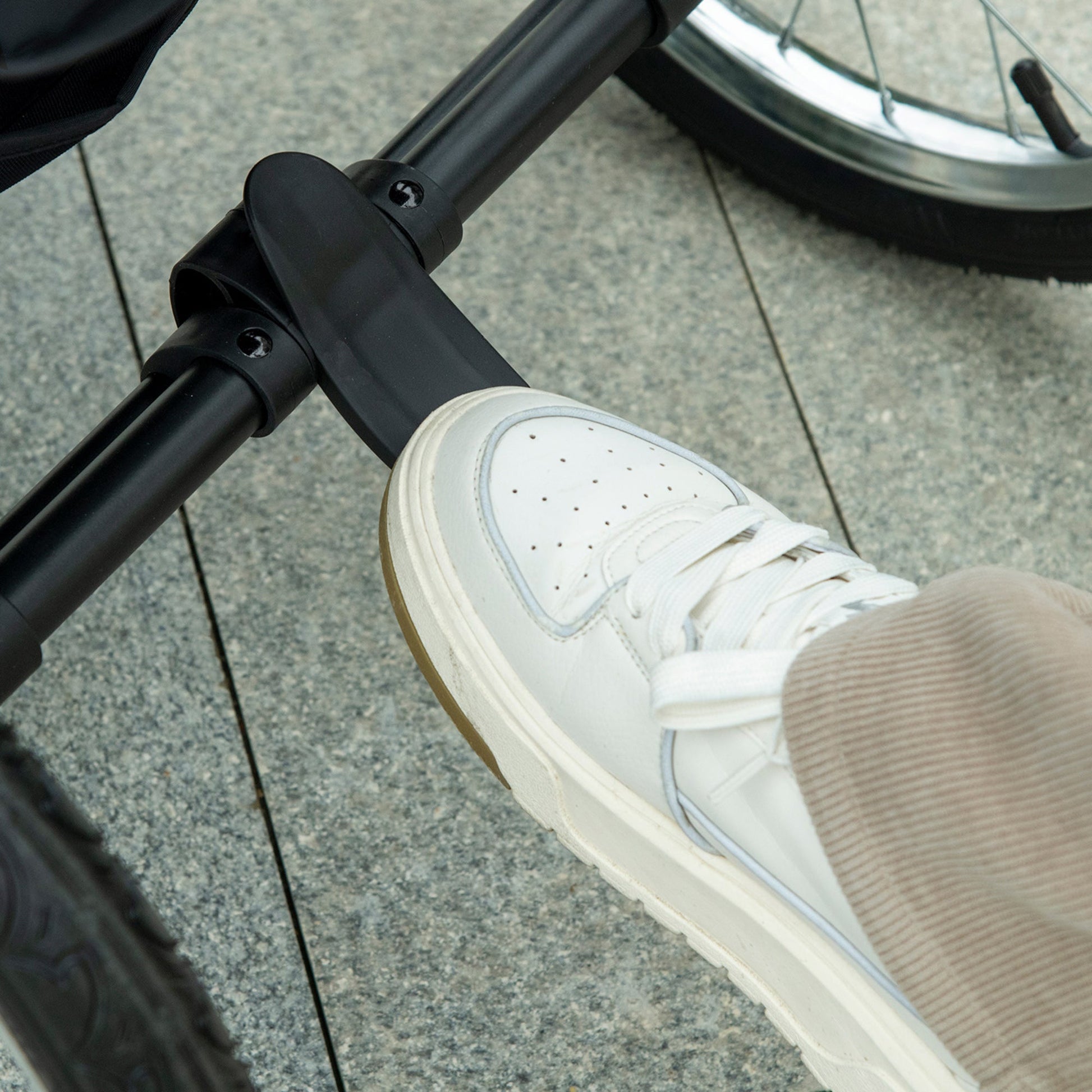 Dog Pram Dog Stroller Jogger Foldable Pet Pushchair for Medium, Small Dogs, w/ Rubber Wheels, Washable Cushion - Yellow