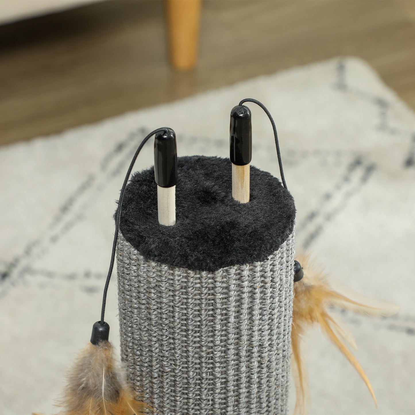 2 in 1 Cat Scratching Post, 78cm Tall Cat Scratch Post with 3 Toy Feathers, Cat Scratcher Post for Indoor Cats and Kittens, Black