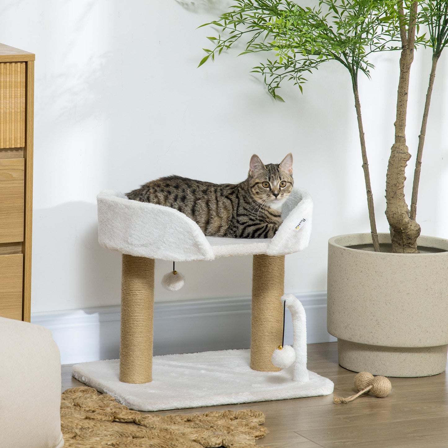 Cat Scratching Post Cat Tree Tower With Bed for Indoor Cats Scratcher Toy Balls 48 x 38 x 42cm - White