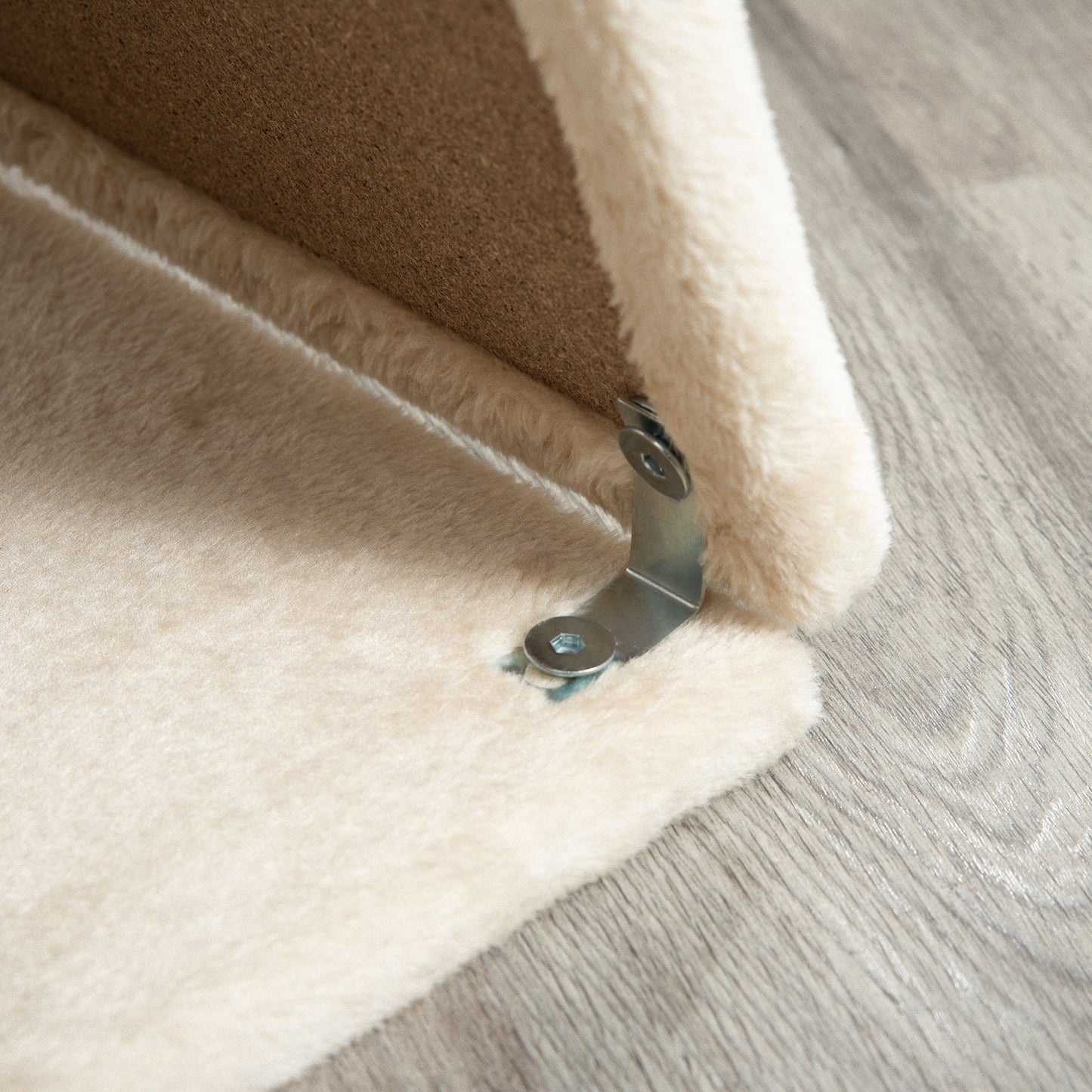 Cat Tree for Indoor Cats with Scratching Posts Pad, Kitten Tower with Bed Perch Ball Toy, 60 x 30 x 76 cm, Light Brown