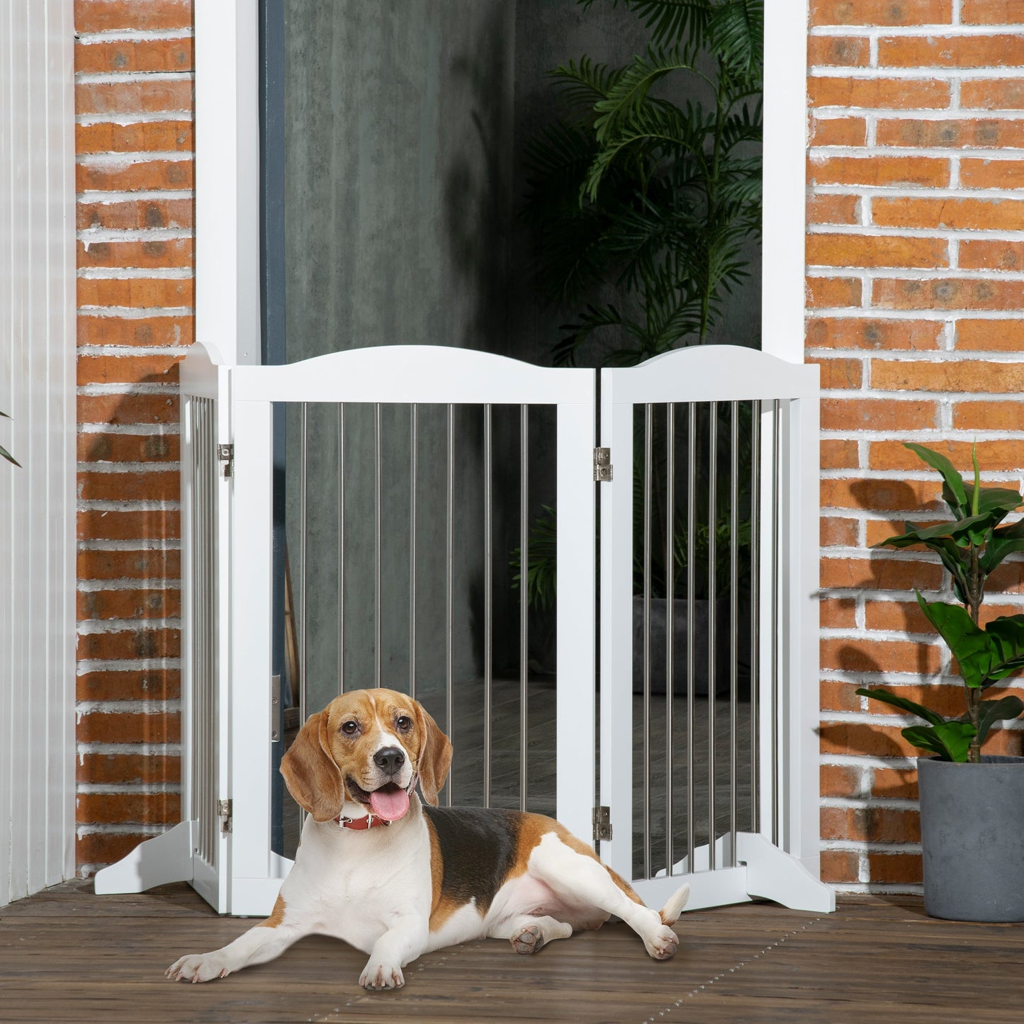 Foldable Dog Gate, Freestanding Pet Gate, Dog Barrier with Two Support Feet, for Doorways, Stairs, Halls - White