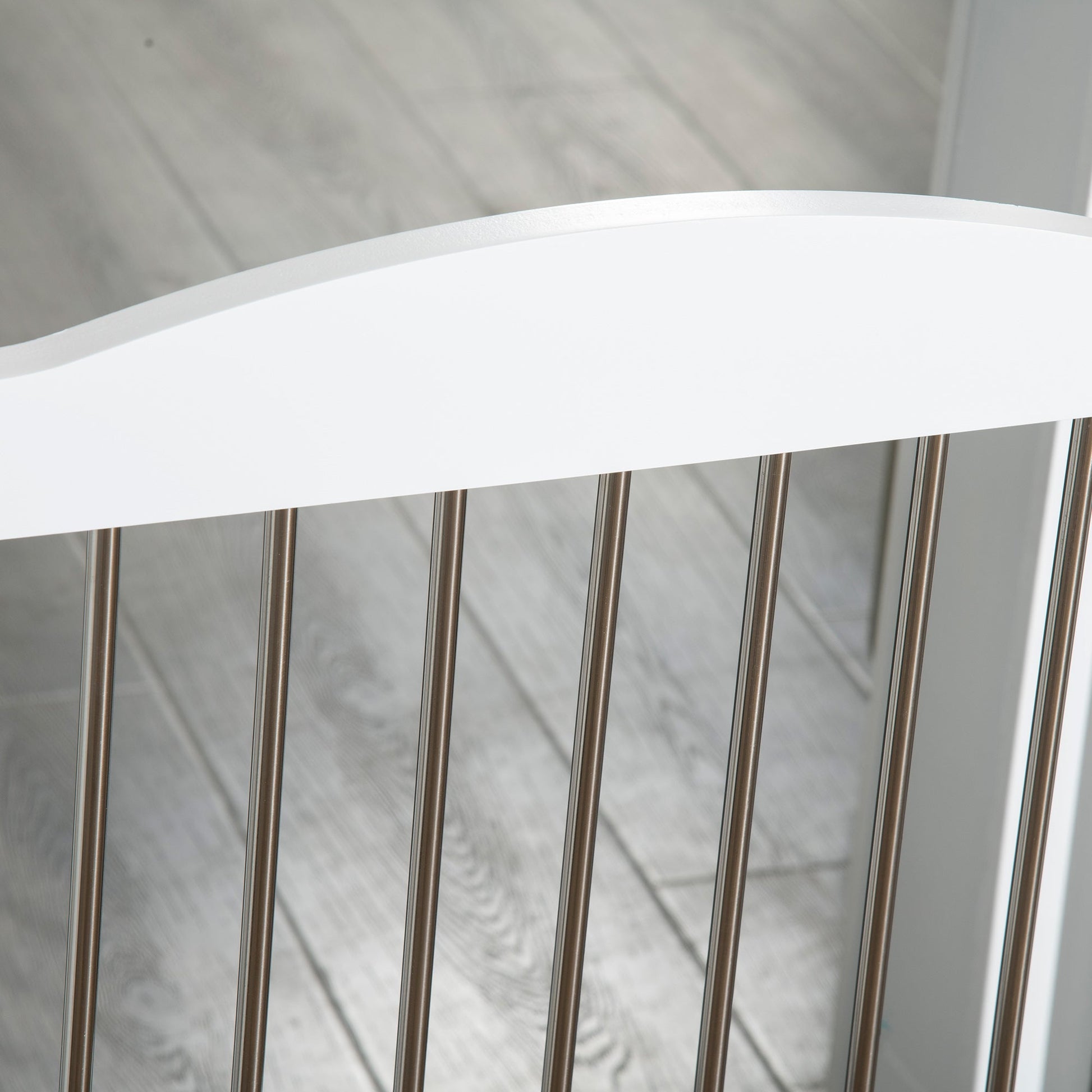 Foldable Dog Gate, Freestanding Pet Gate, Dog Barrier with Two Support Feet, for Doorways, Stairs, Halls - White