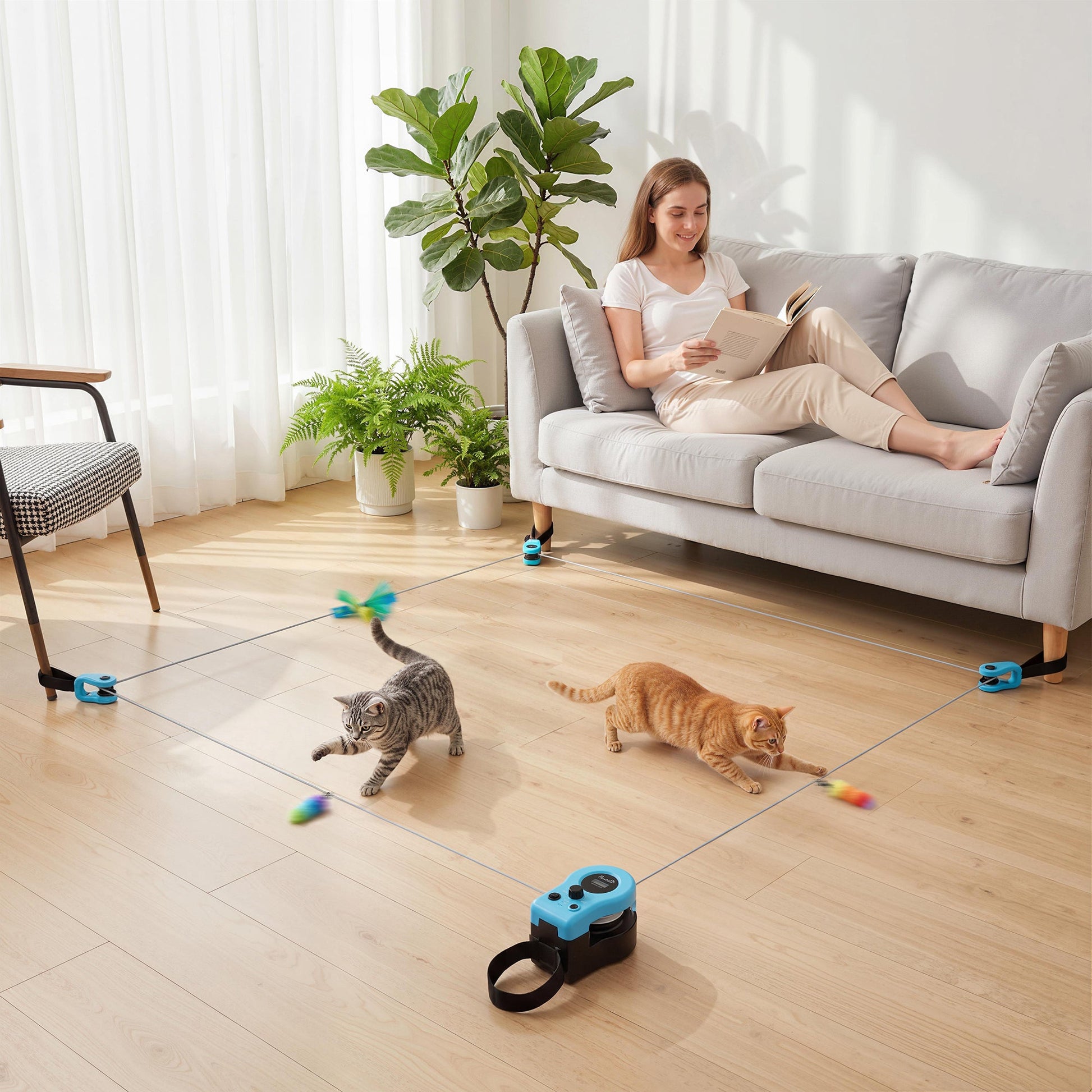 Interactive Cat Toy for Indoor Kittens & Adult, Automatic & Remote Control Electric Cat Toy with Adjustable Speed, DIY Track & Mouse Sound, Rechargeable Boredom Buster