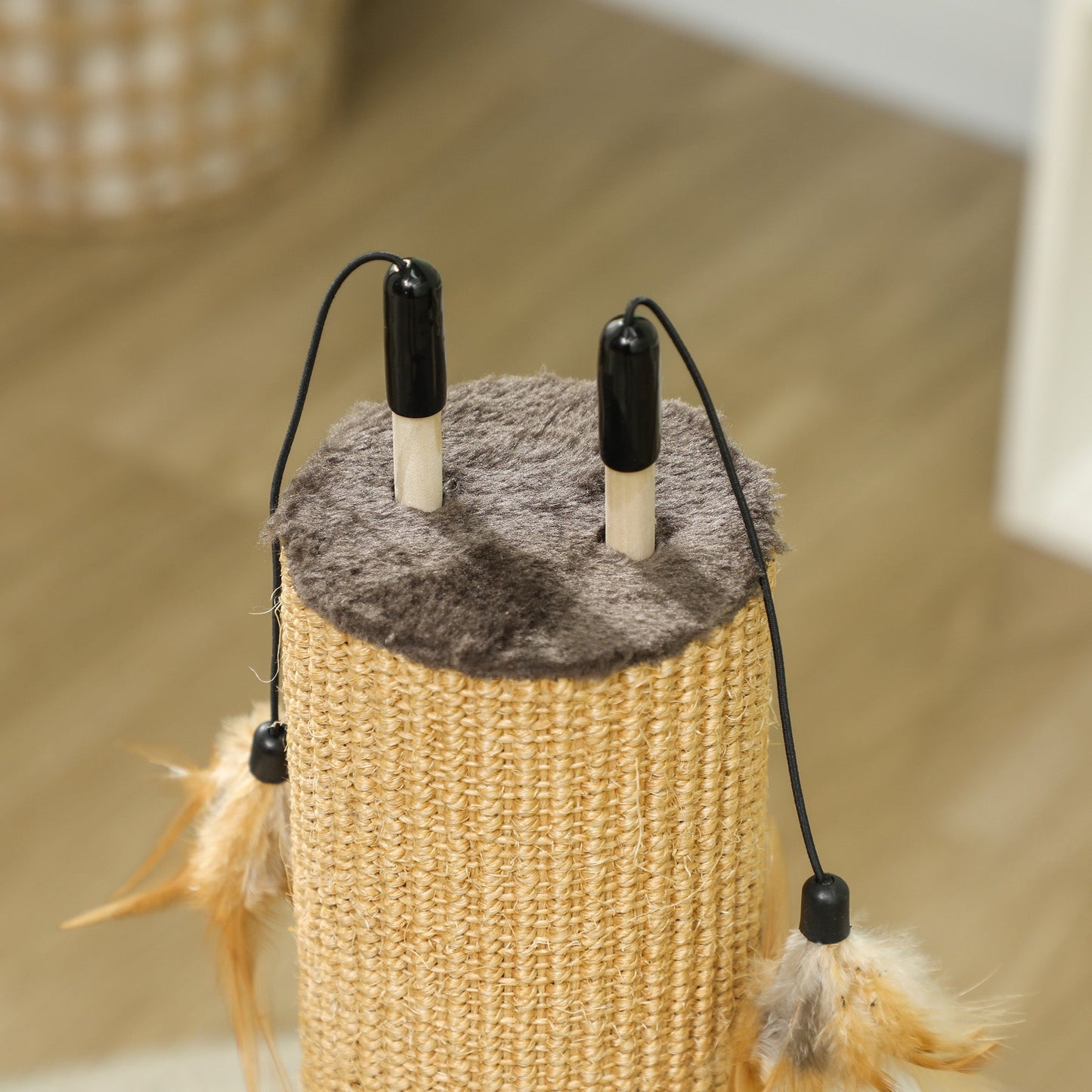 2 in 1 Cat Scratching Post, 78cm Tall Cat Scratch Post with 3 Toy Feathers, Cat Scratcher Post for Indoor Cats and Kittens, Brown