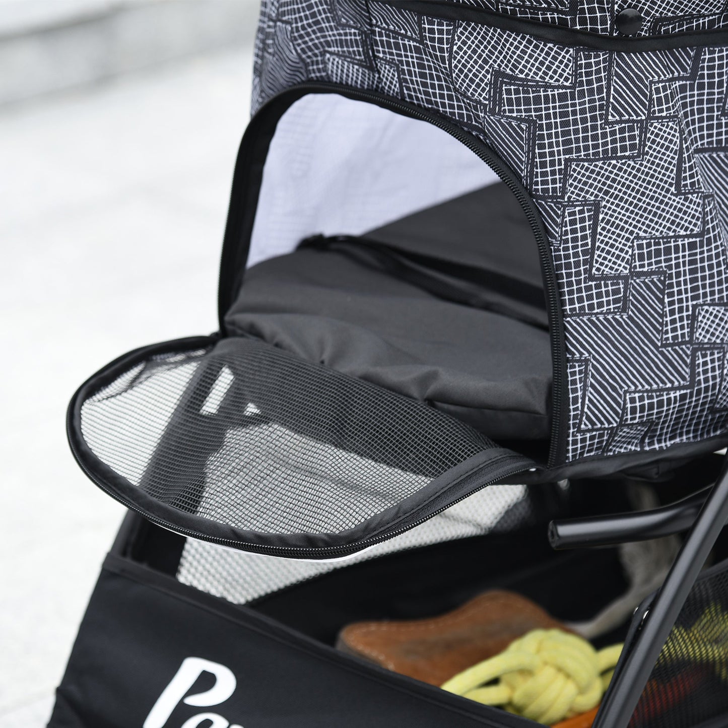 Dog Pram Dog Stroller Pet Pushchair with Universal Wheels, Brake for Small Breeds - Grey