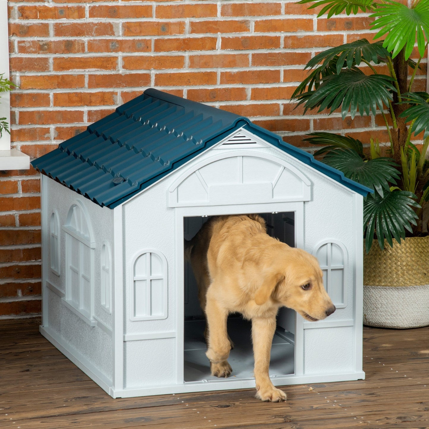 Plastic Dog House Outdoor Indoor, Weather-Resistant Dog Kennel, with Large Opening, for Large Dogs, 84.2 x 98.2 x 82cm - White and Blue